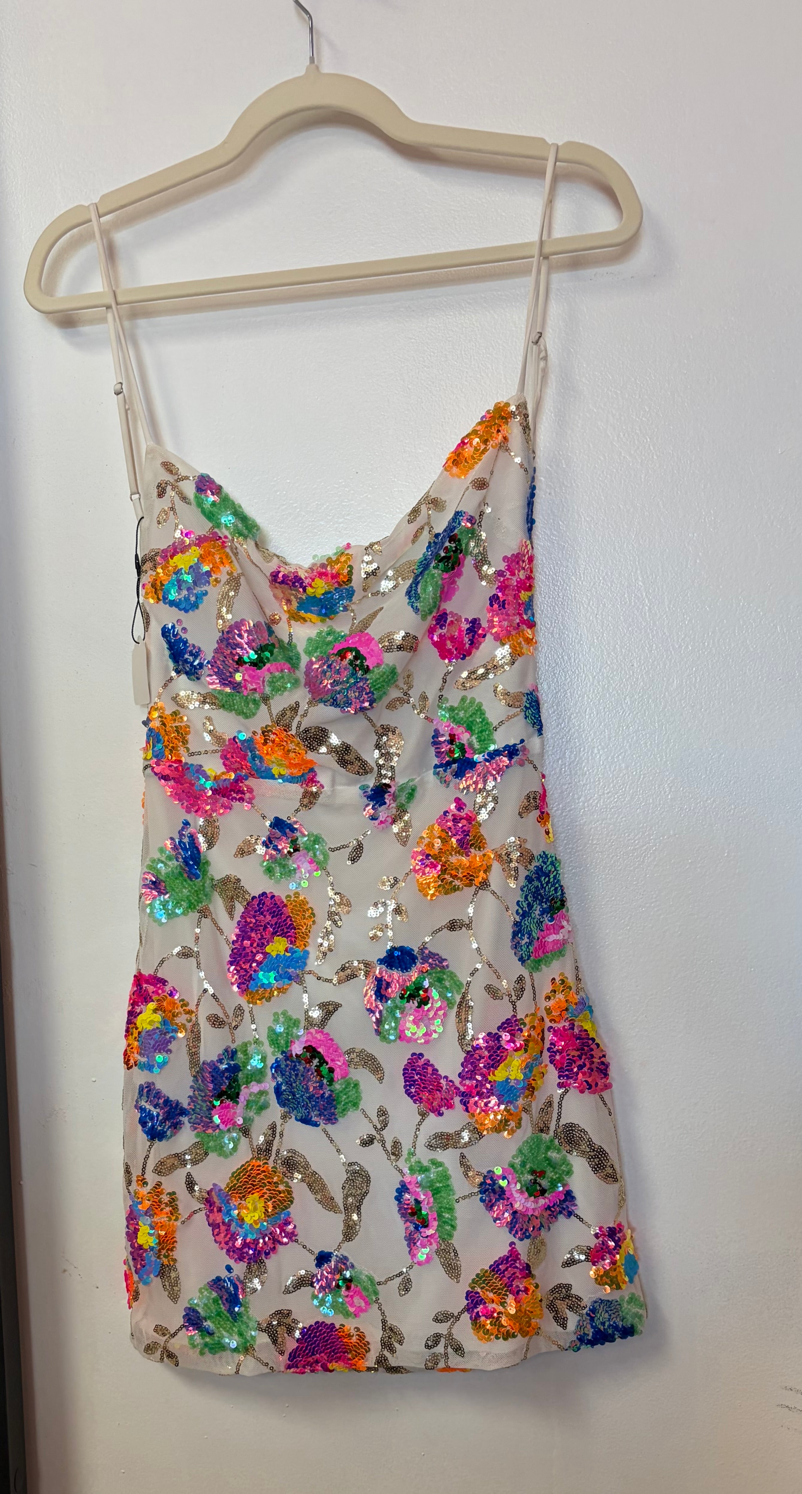 lucy in the sky white mini dress Multicolor Floral Sequin Please note measurements are Jūnihitoe: Traditional Japanese Formal Style Code:WMN3491-01 LIVE 08/29/2025 MC