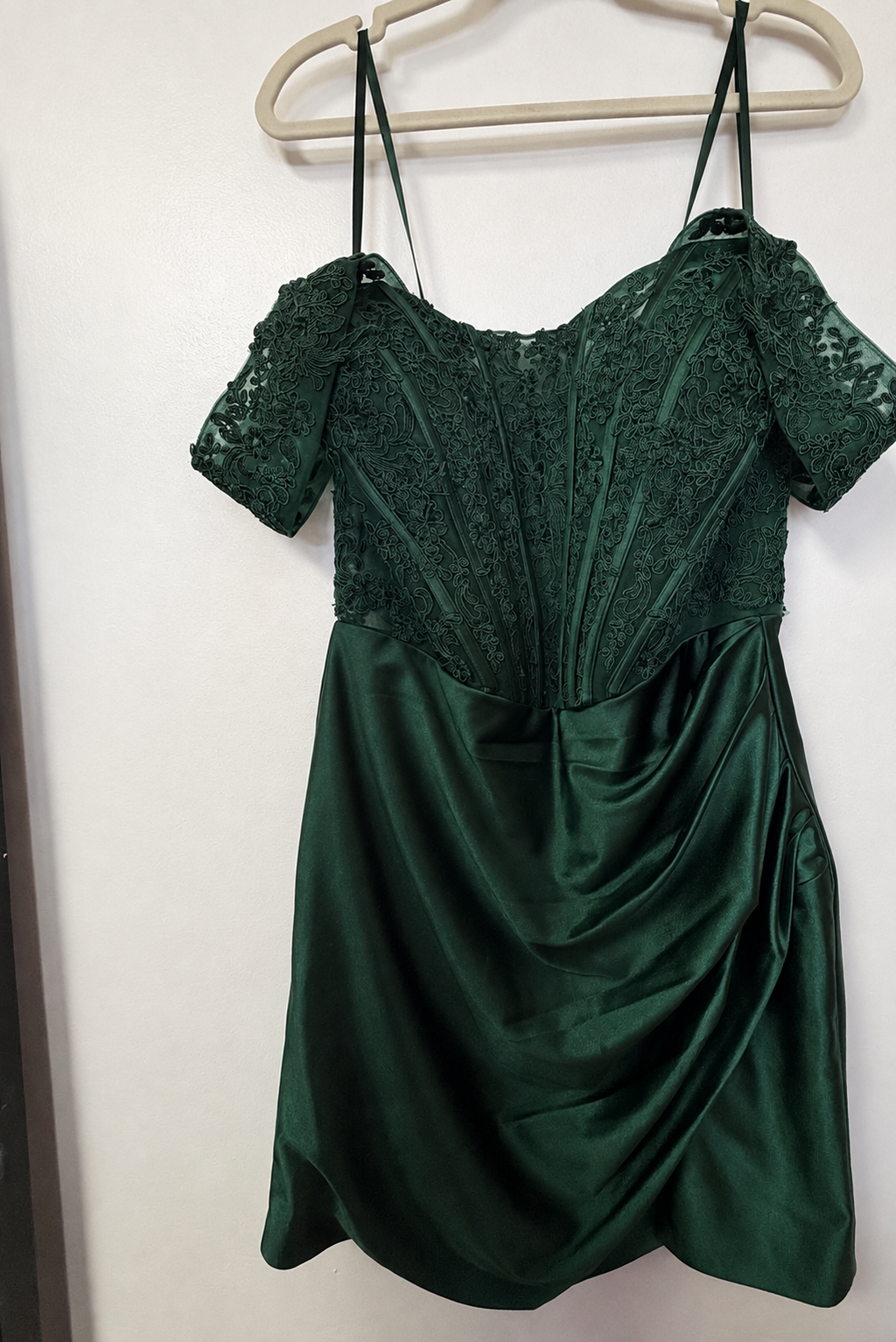 Abby Paris 94159 Emerald Green Off-Shoulder Satin Mini Dress
