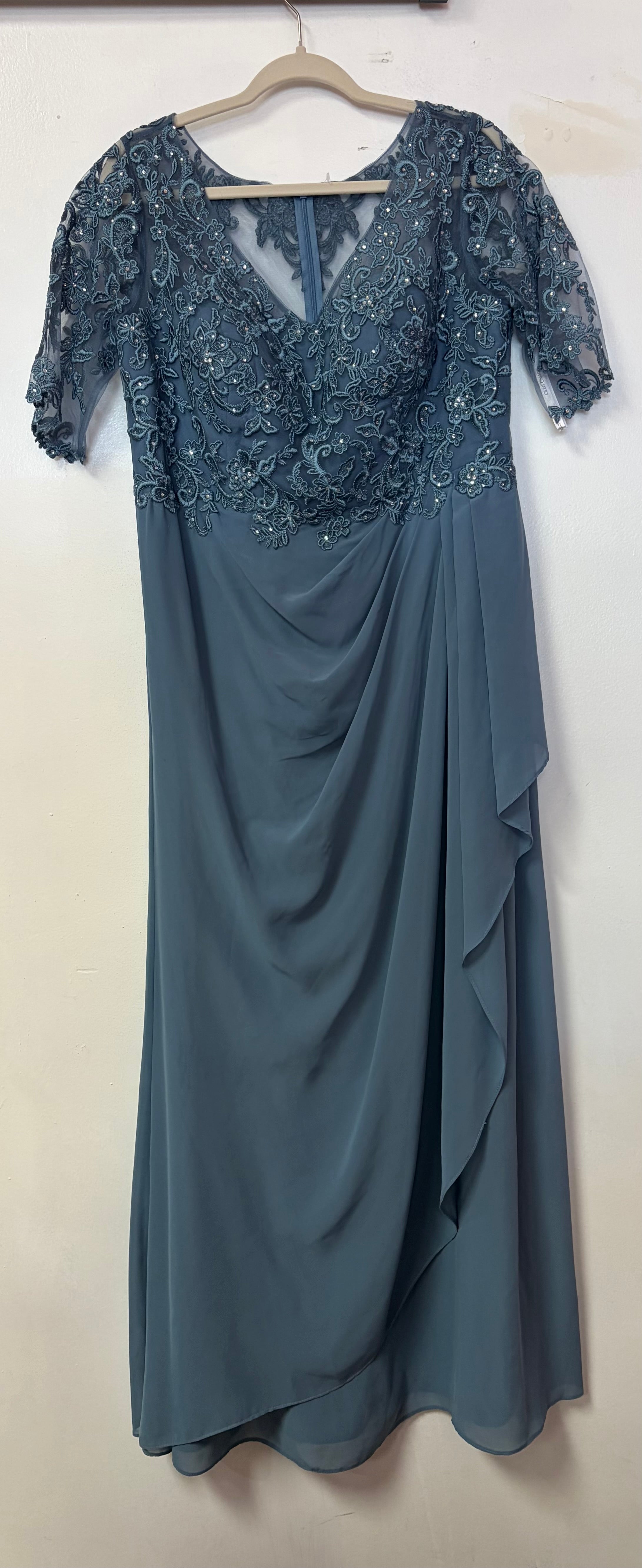 Oleg Cassini Slate Blue Beaded Lace Chiffon Mother of the Bride Gown