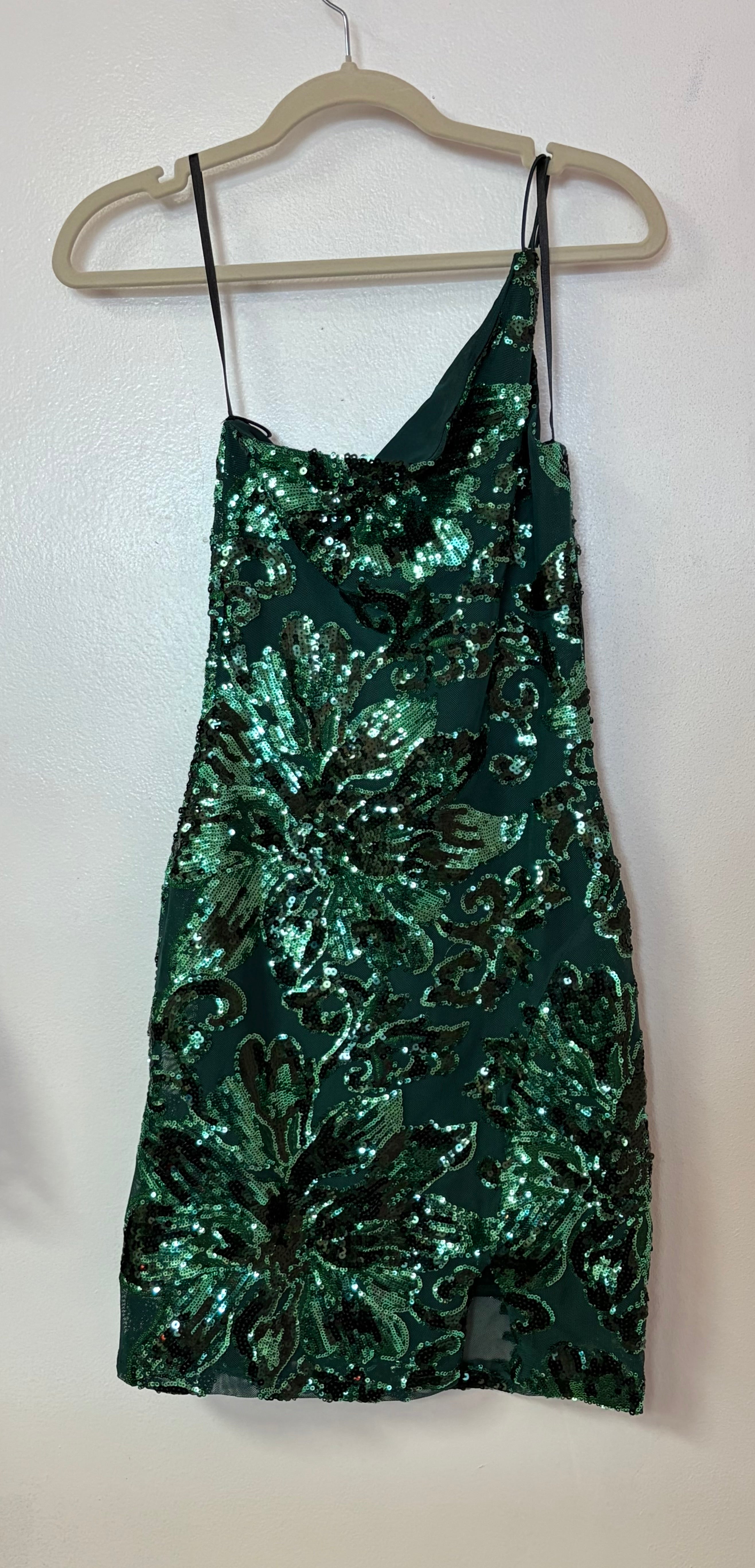Emerald Green One-Shoulder Sequin Cocktail Dress