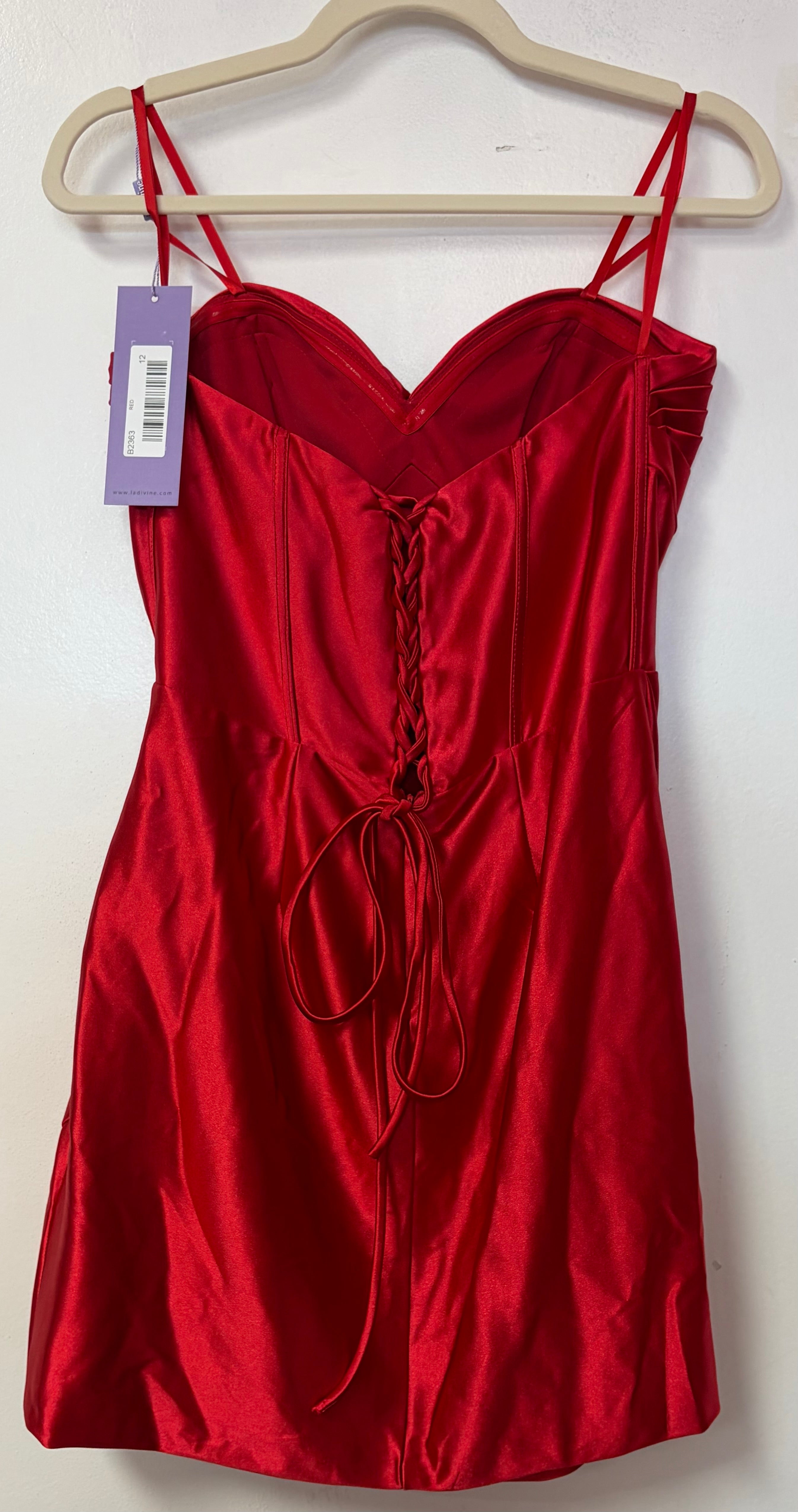 Ladivine by Cinderella Divine - STRAPLESS SATIN FITTED MINI DRESS