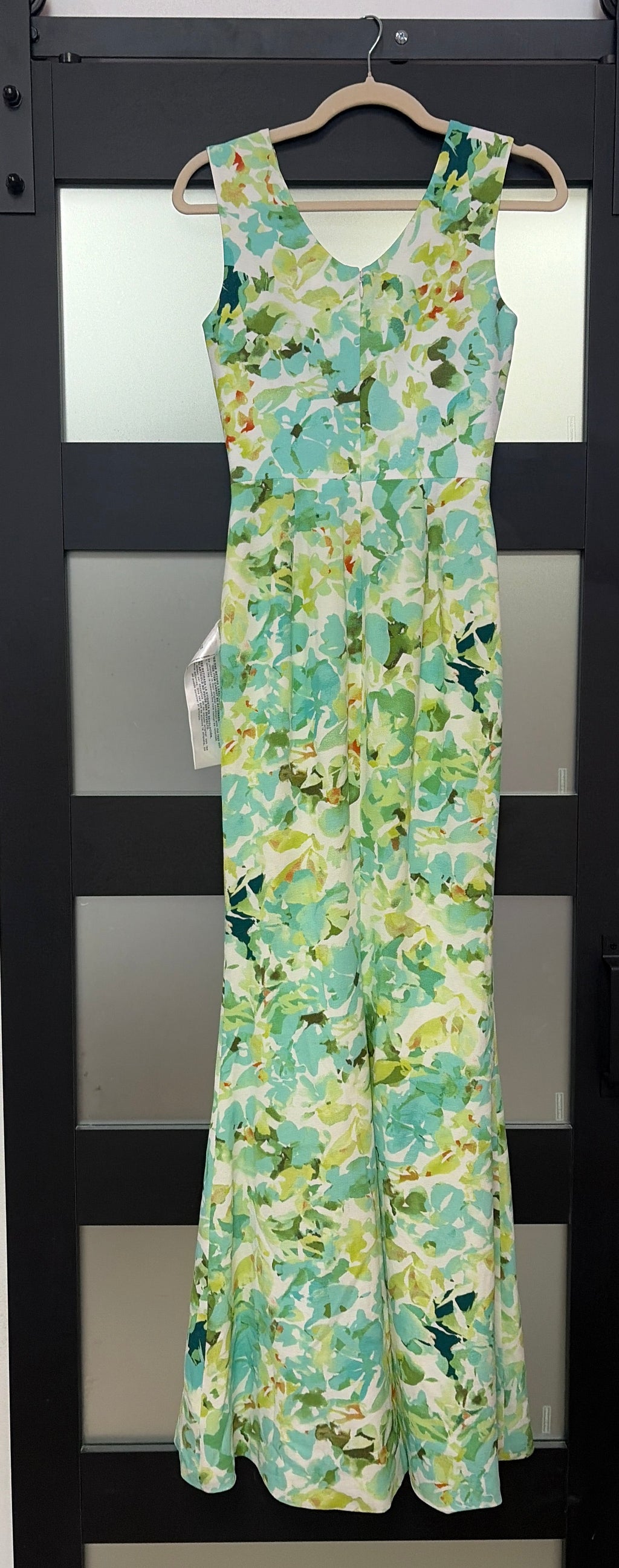 Dress the Population Mint Green Watercolor Floral Mermaid Midi Dress with Scoop Neckline