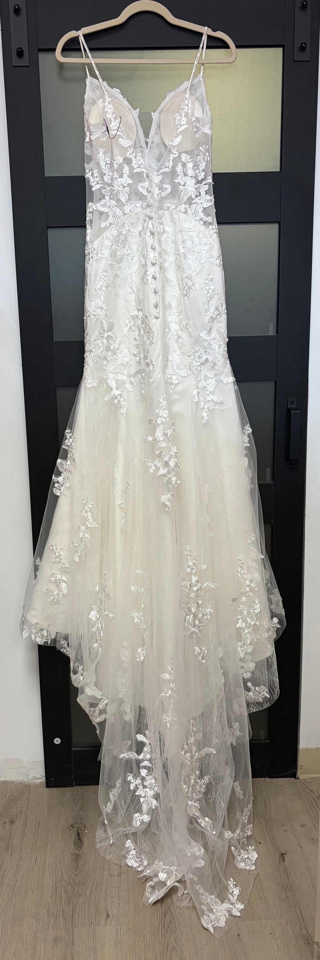 Romantic Floral Lace Mermaid Bridal Gown