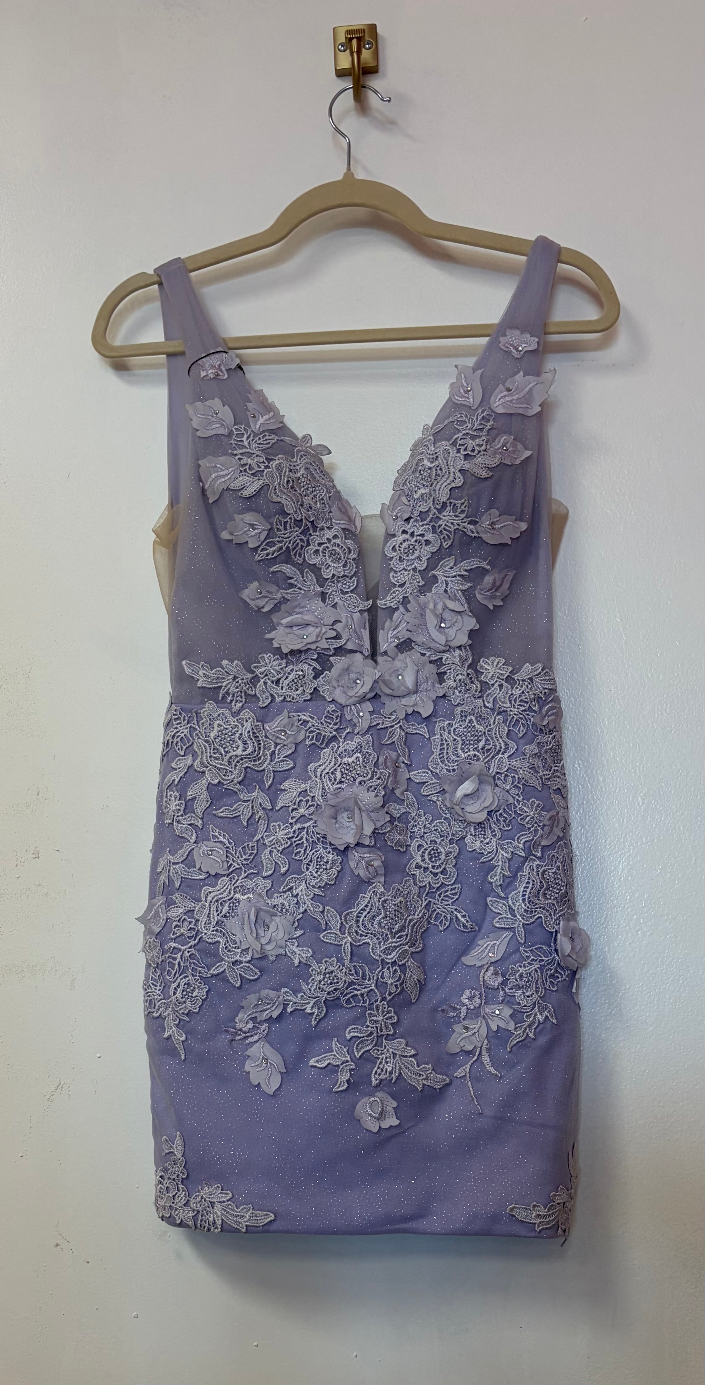 Lavender 3D Floral Appliqué Bodycon Homecoming Dress