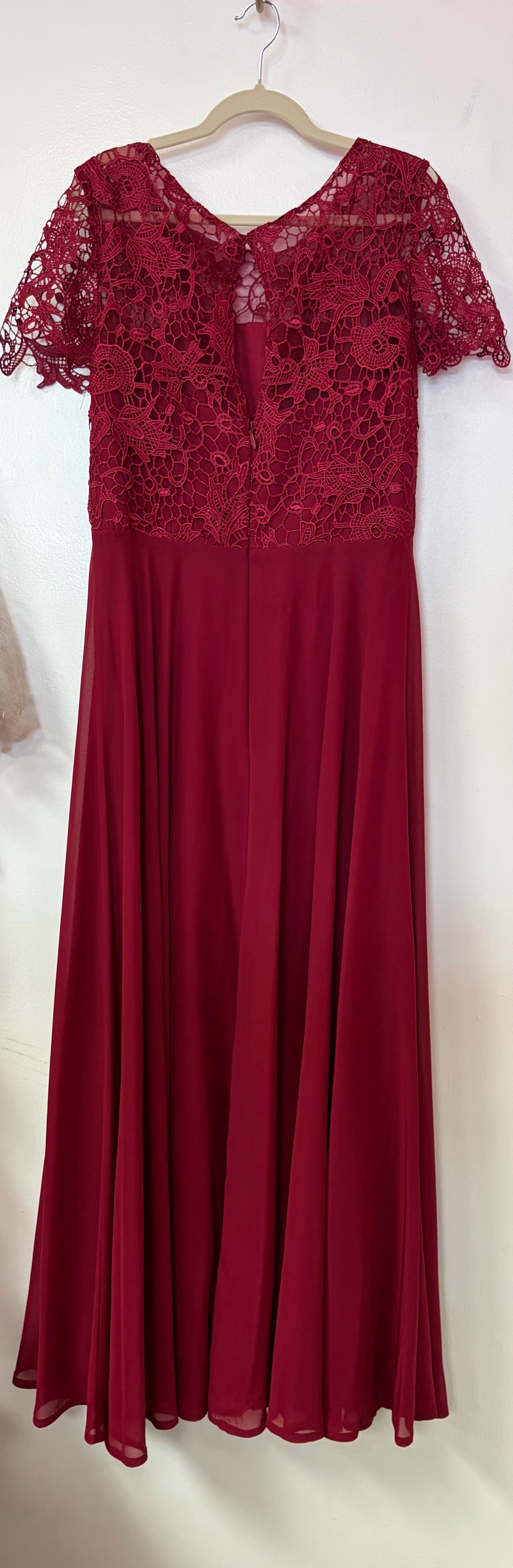 JJ’s House Burgundy Lace Chiffon A-Line Formal Gown