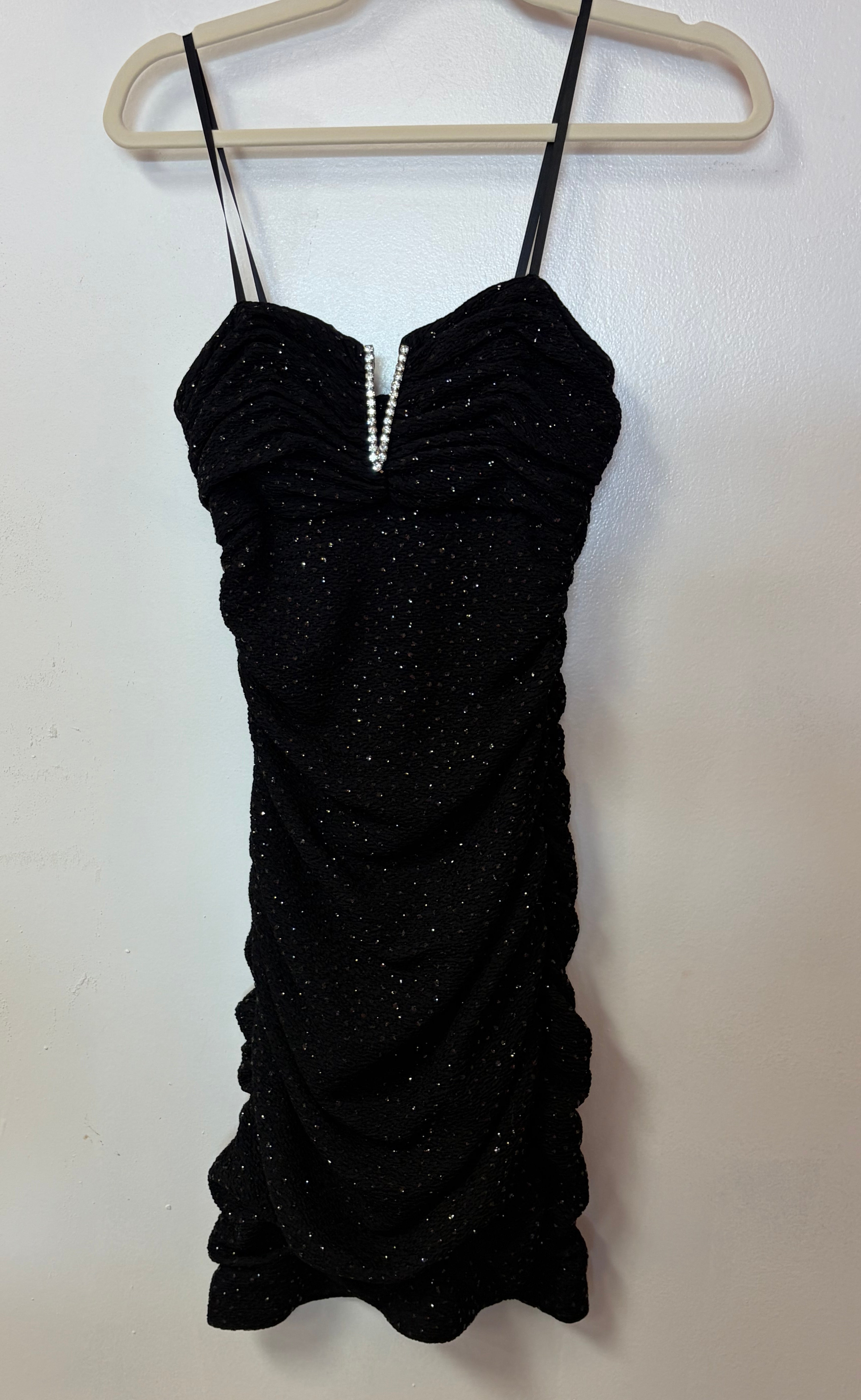 Adrianna Papell Hailey Black Glitter Ruched Cocktail Dress