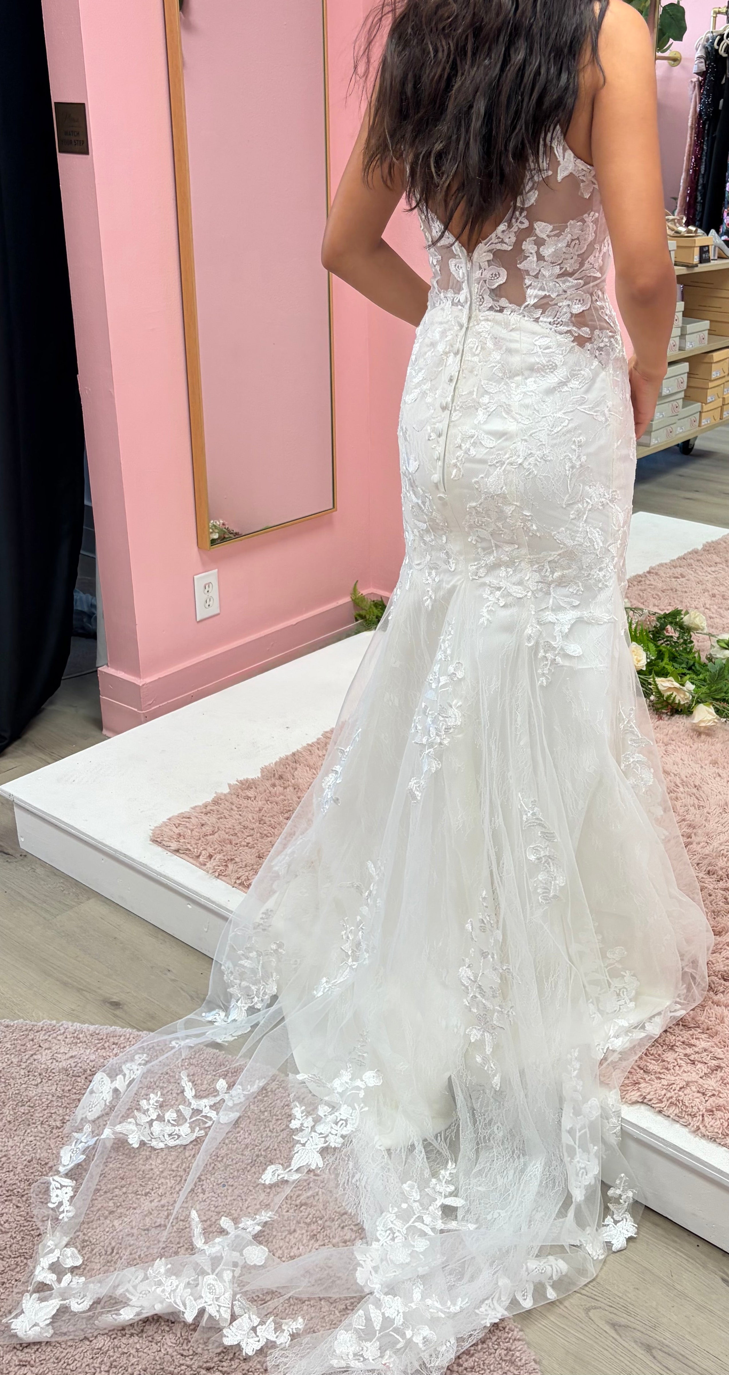 Romantic Floral Lace Mermaid Bridal Gown