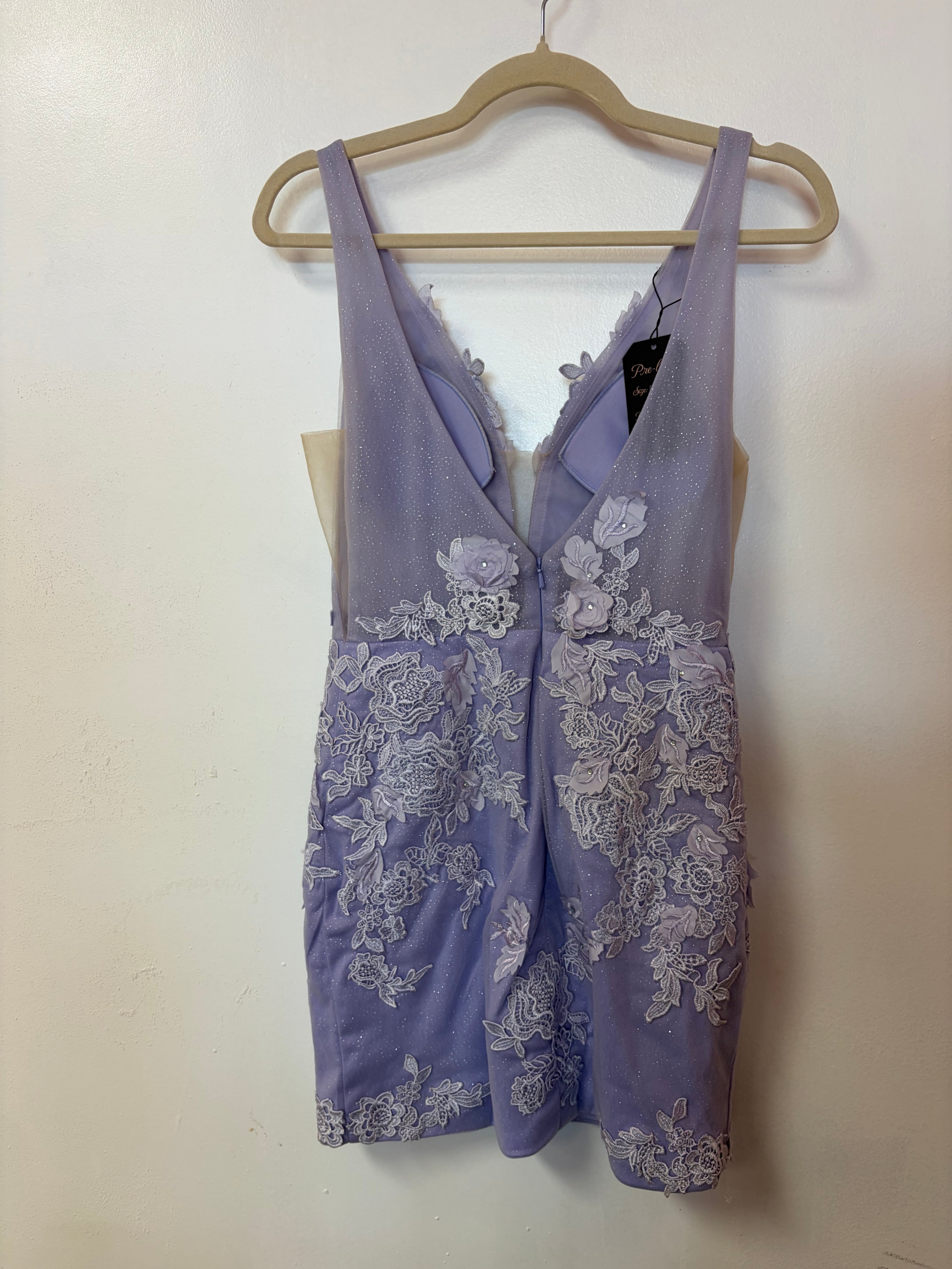 Lavender 3D Floral Appliqué Bodycon Homecoming Dress