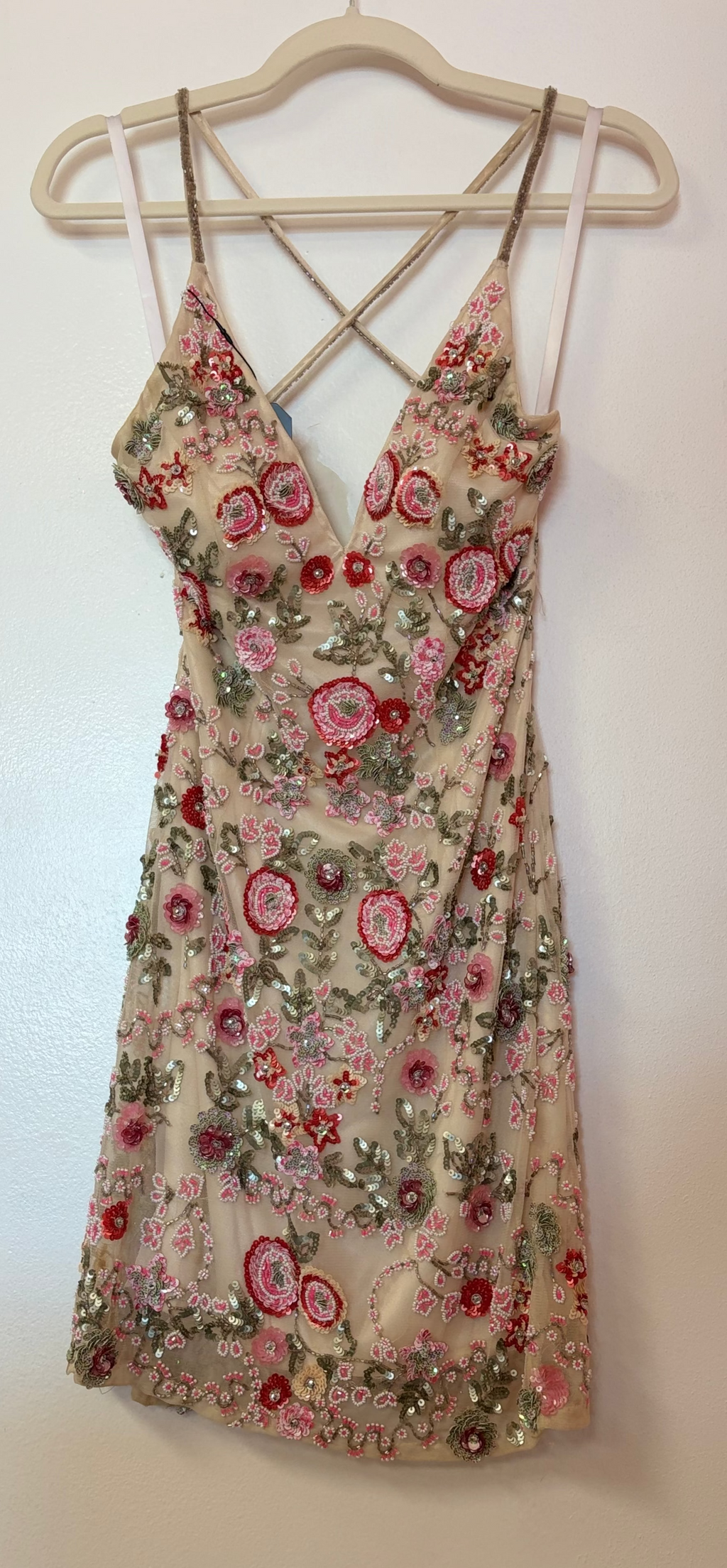 Primavera 1938 Nude Floral Beaded Cocktail Dress – Embellished Mesh V-Neck Party Dress